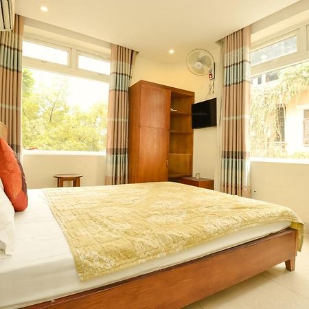 OYO 1095 Ha Noi Vang Hotel Hanoi Buitenkant foto