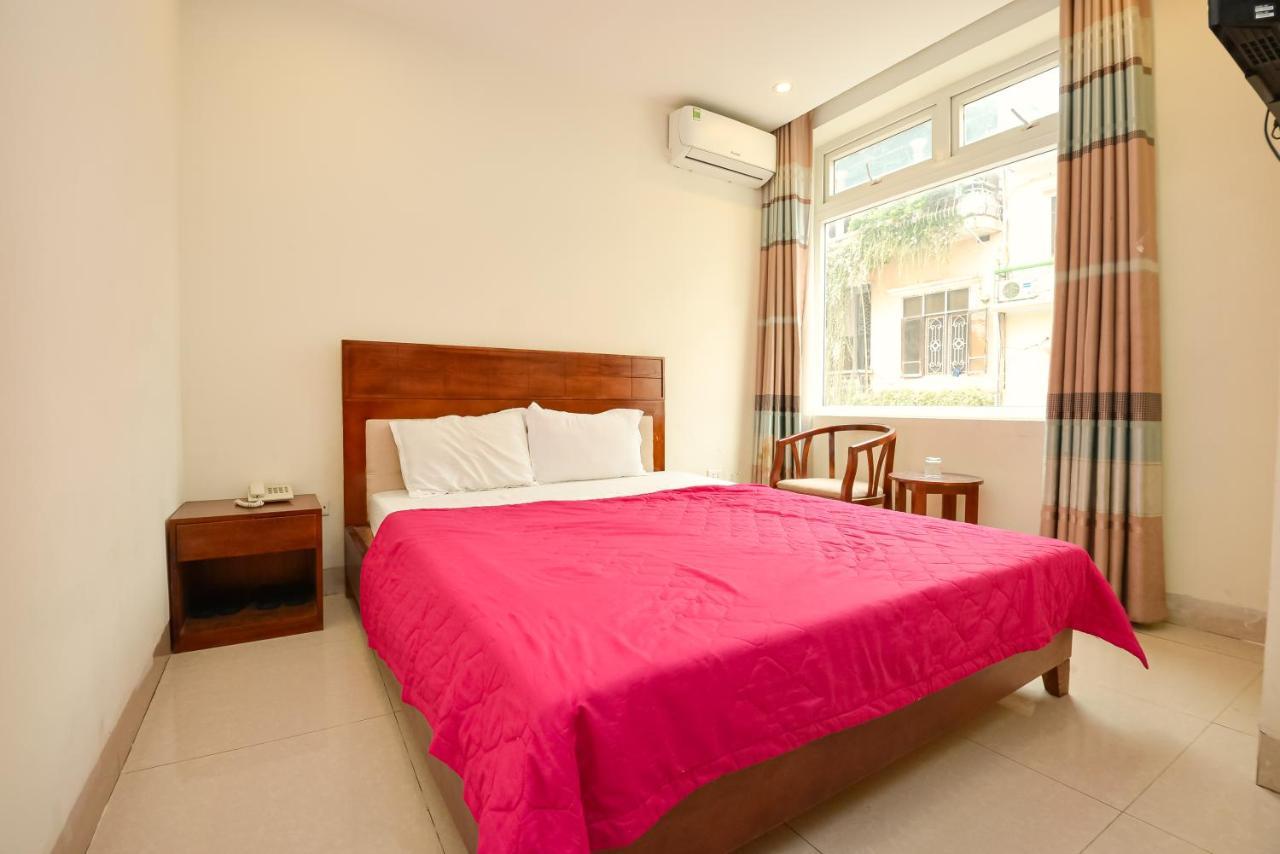 OYO 1095 Ha Noi Vang Hotel Hanoi Buitenkant foto