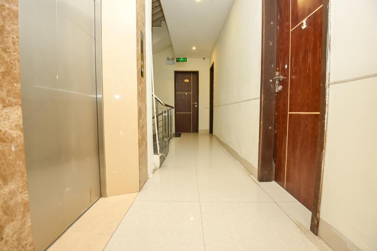 OYO 1095 Ha Noi Vang Hotel Hanoi Buitenkant foto