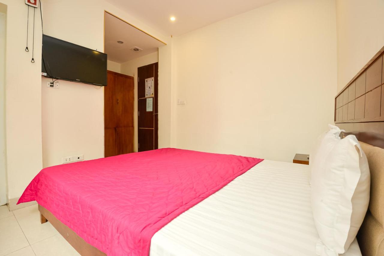 OYO 1095 Ha Noi Vang Hotel Hanoi Buitenkant foto